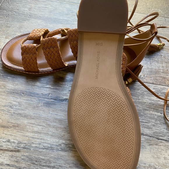 NWOB - Michael Kors Monterey Gladiator Sandals - Picture 4 of 7